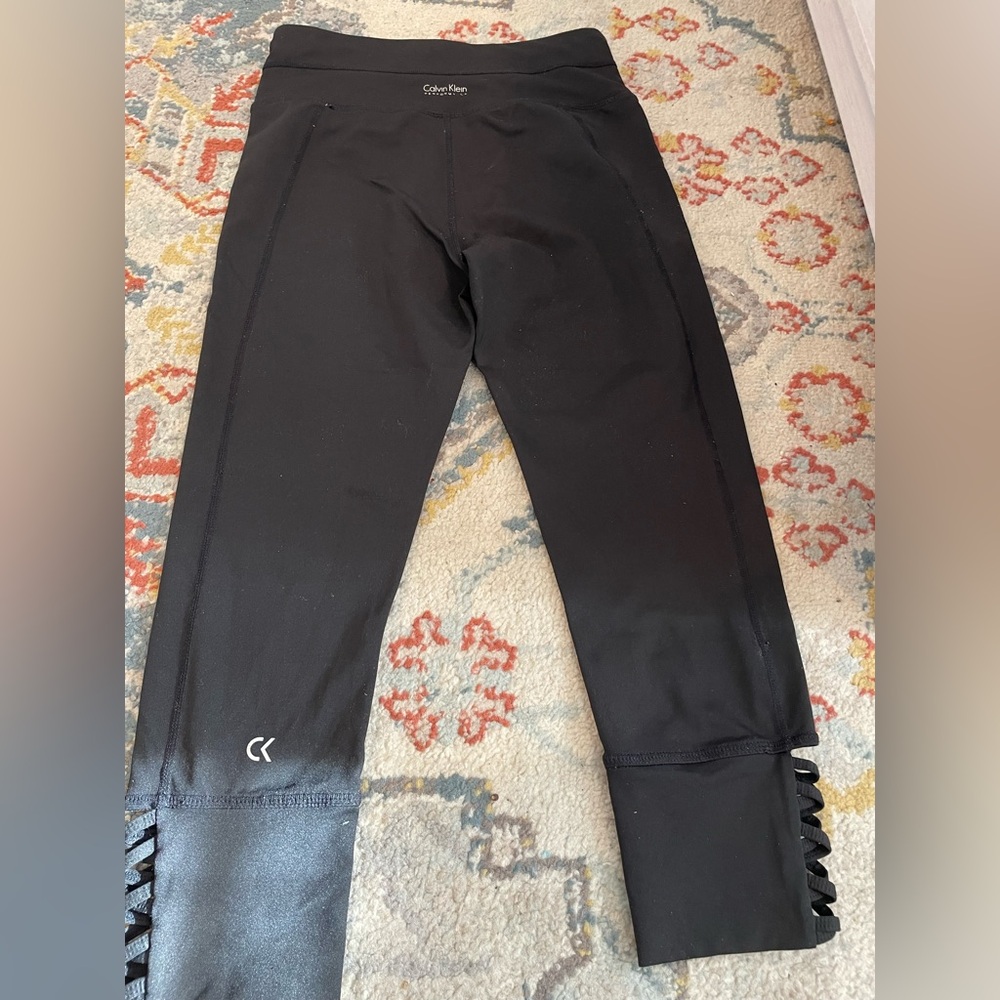 Calvin Klein performance leggings size small
